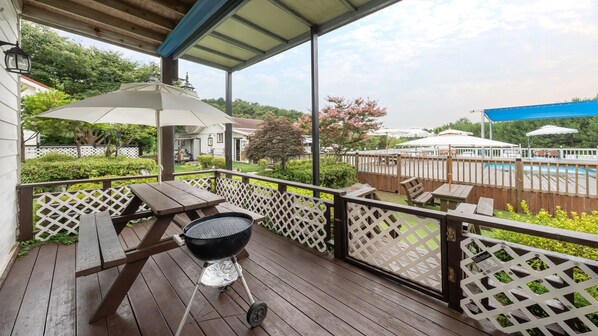 ベーシック ルーム 1 ベッドルーム (D-2 (1F / Separate/ BBQ)) | 1 室のベッドルーム、WiFi (無料)