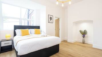 Apartment | Iron/ironing board, free WiFi