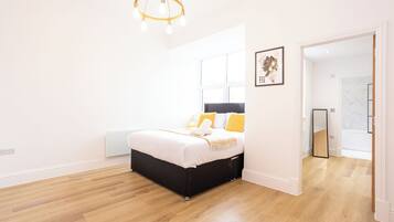 Apartment | Iron/ironing board, free WiFi