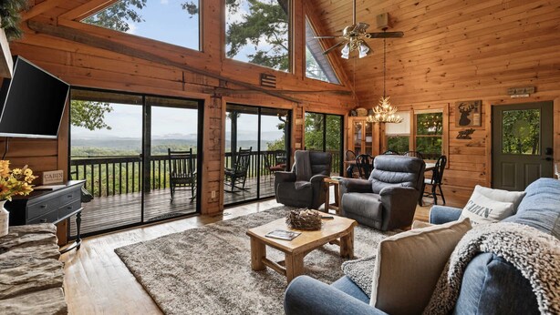 Living area - Cabin Sweet Cabin | Hot Tub•Game Room•Dog Friendly (Morganton)