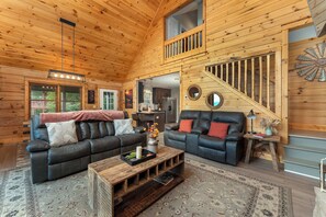 Televisión y chimenea 