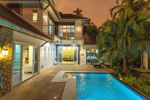 Just15MinutesStrolltoBangTao BeachV134