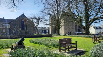 Wee Newton -  a house that sleeps 6 guests  in 2 bedrooms