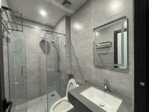 Basic Suite, City View | Bathroom | Hair dryer, slippers, towels, soap - LUMI WEST LAKE APARTMENT (Tay Ho)