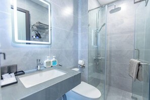 Hair dryer, slippers, towels, soap - LUMI WEST LAKE APARTMENT (Tay Ho)