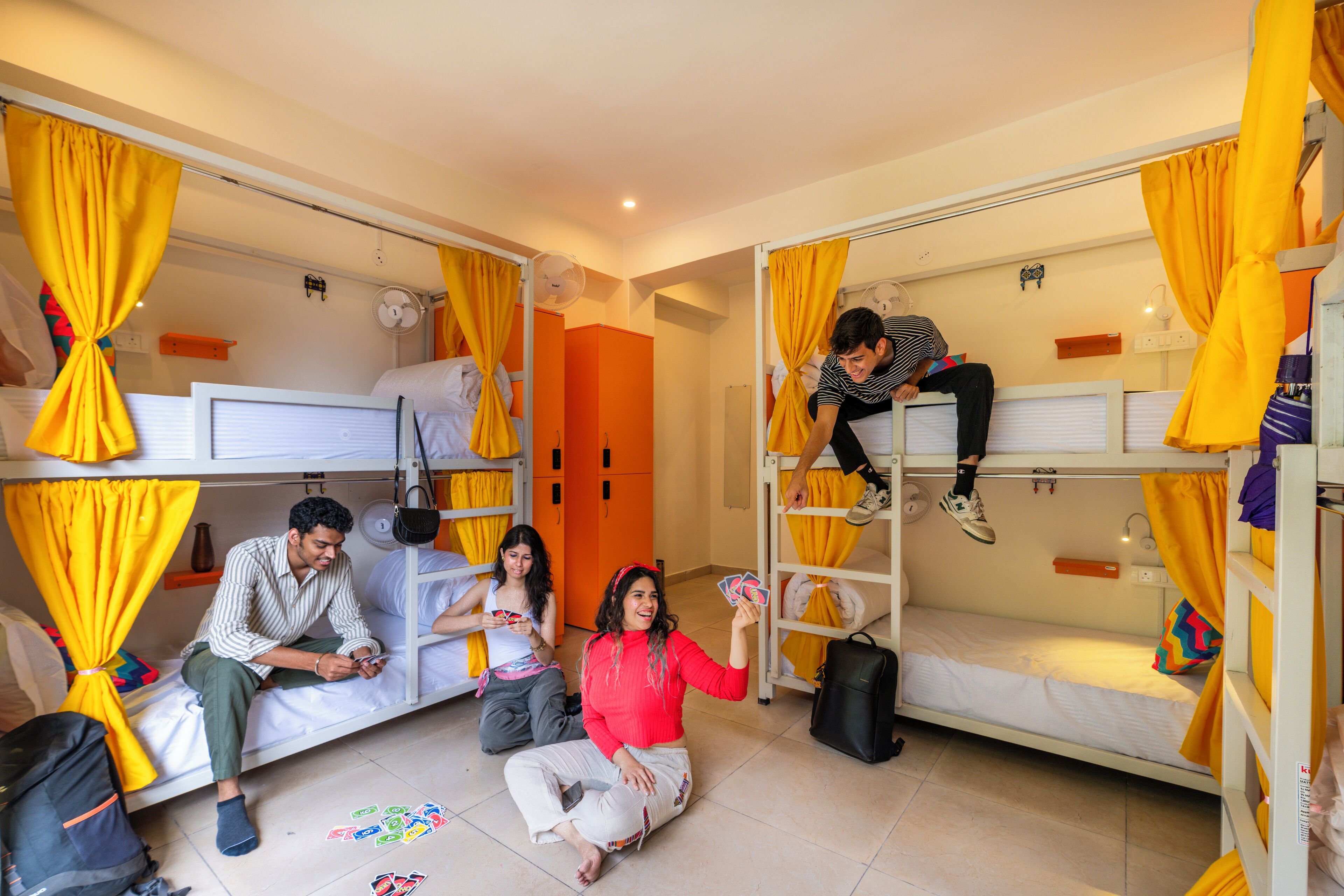 Felles sovesal – basic | Skrivebord for bærbar PC og wi-fi (inkludert)