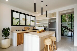 Luxury Villa, Pool View | Private kitchen | Fridge, stovetop, cookware/dishes/utensils - Villa Senja Emas Uluwatu (Pecatu)