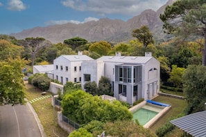 Exterior - French Elegance in Bishopscourt (Capetown)