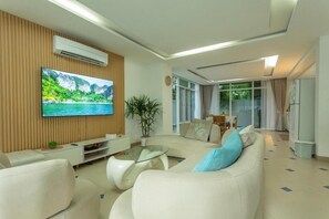 Biệt thự, ban công | Khu phòng khách
