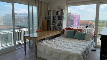 Apartment | 3 bilik tidur, dilengkapkan perabot secara berasingan