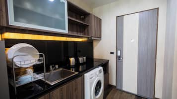 電子レンジ、コンロ