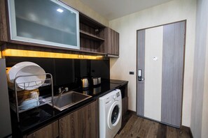 Microondas, placa de cocina