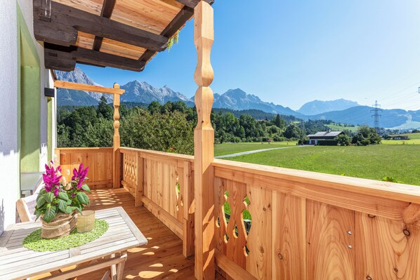 Appartement Classique, 1 chambre, vue montagne | Vue depuis le balcon