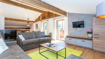 Comfort Apartment, 2 Bedrooms, Mountain View | Living area | 50-inch flat-screen TV with cable channels