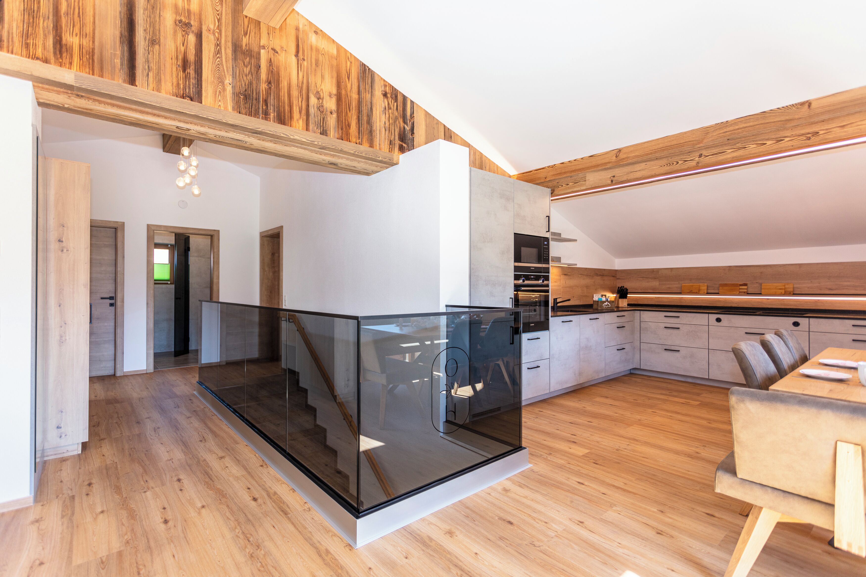 Comfort Apartment, 2 Bedrooms, Mountain View | Living area | 50-inch flat-screen TV with cable channels