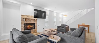 Marvelous 4-bedroom condo in San Diego
