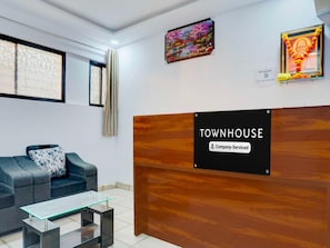 House | Reception