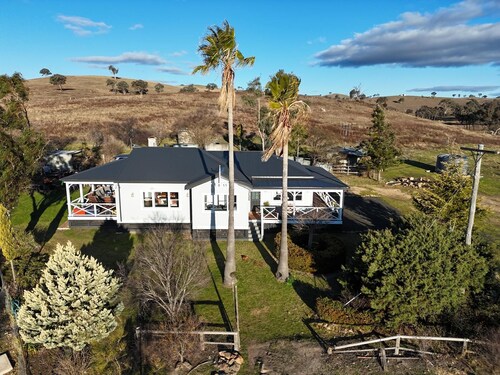 Beautiful farmstay in Windeyer - 20 minutes to Mudgee