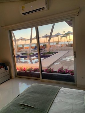 Exclusive-Vierbettzimmer, Meerblick | Ausblick vom Zimmer