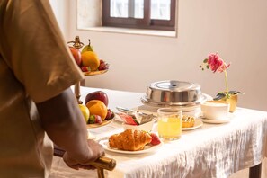 Deluxe Suite | Room amenity - Park Suites (Kolkata)