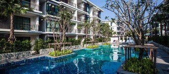 Steps from the Ocean and MainStreet C140