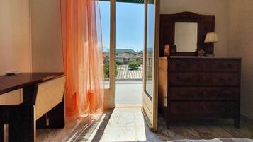 3 bedrooms, Internet