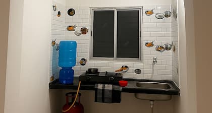 2BHK apartment in Kolkata with AC near Airport/Saltlake