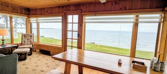 Lake Huron Cottage with Private Beach Access, walking distance to Port Sanilac