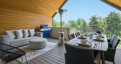 Parkside Retreat | Outdoor Living + Movie Loft
