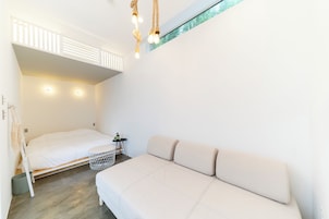 Superior Villa | Free WiFi, bed sheets