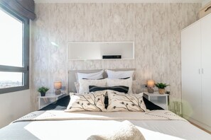 2 soverom, strykejern/-brett, wi-fi og sengetøy