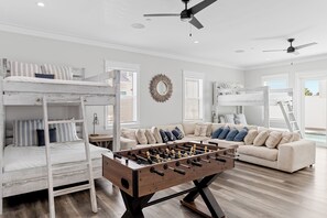 6 bedrooms, iron/ironing board, travel cot, free WiFi