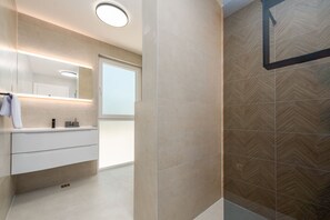 Shower, towels - Villa Olea Pridraga Zadarvillas (Novigrad)