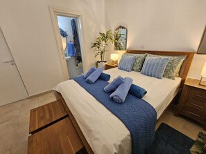 2 室のベッドルーム、アイロン / アイロン台、WiFi、ベッドシーツ