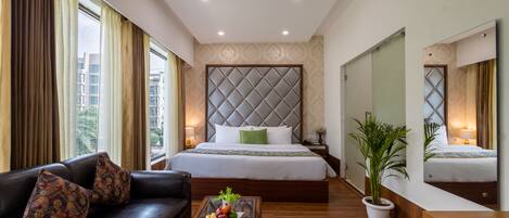 Chambre Club | Literie de qualité supérieure, ameublement personnalisé, bureau