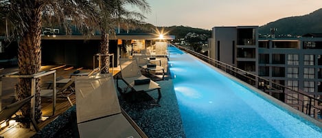 Piscine extérieure