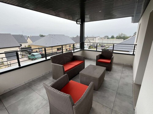 "Villa LOM: 800m from the beach