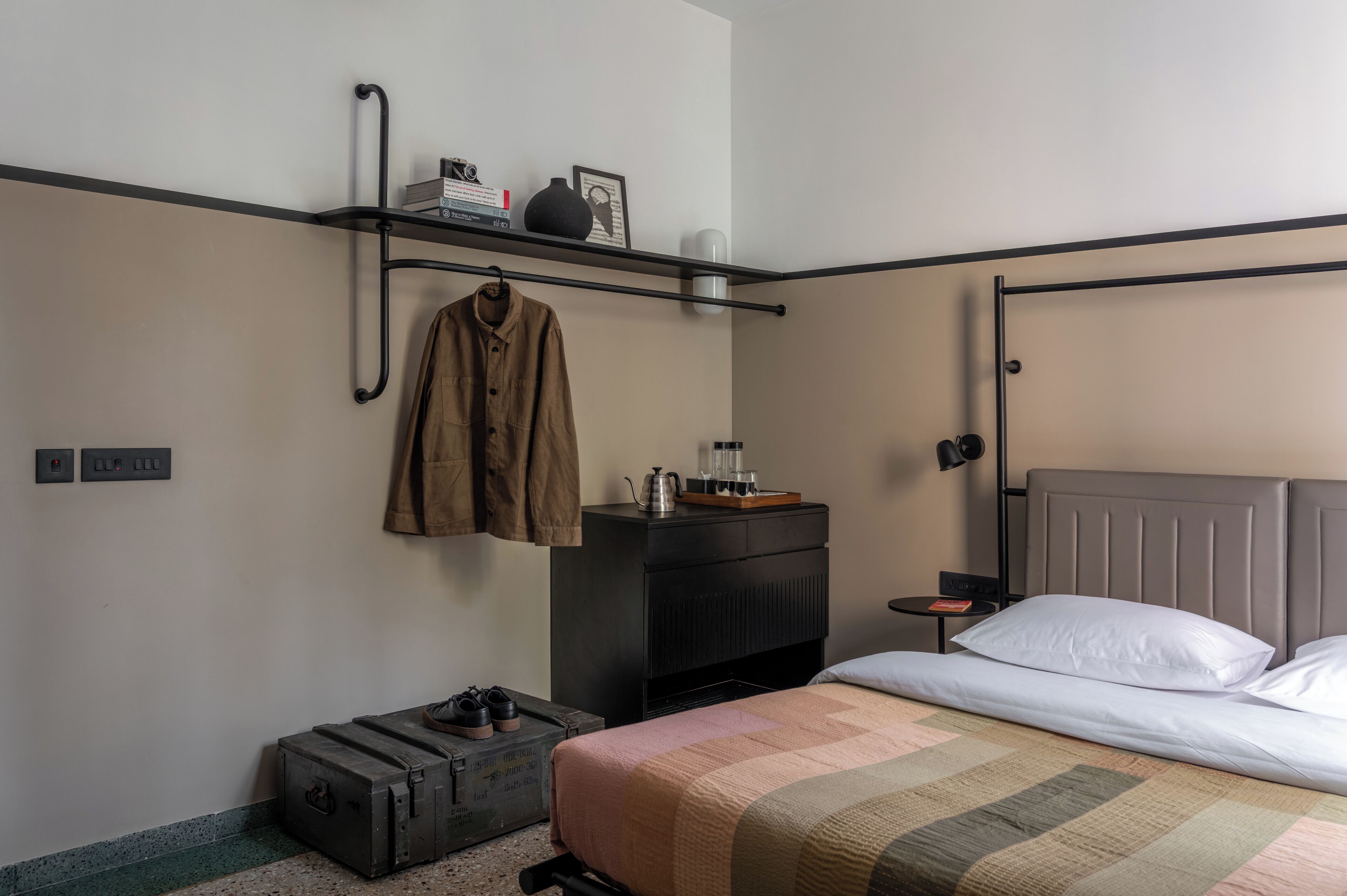 スーペリア ダブルルーム | セーフティボックス (室内)、遮光カーテン、アイロン / アイロン台、WiFi (無料)