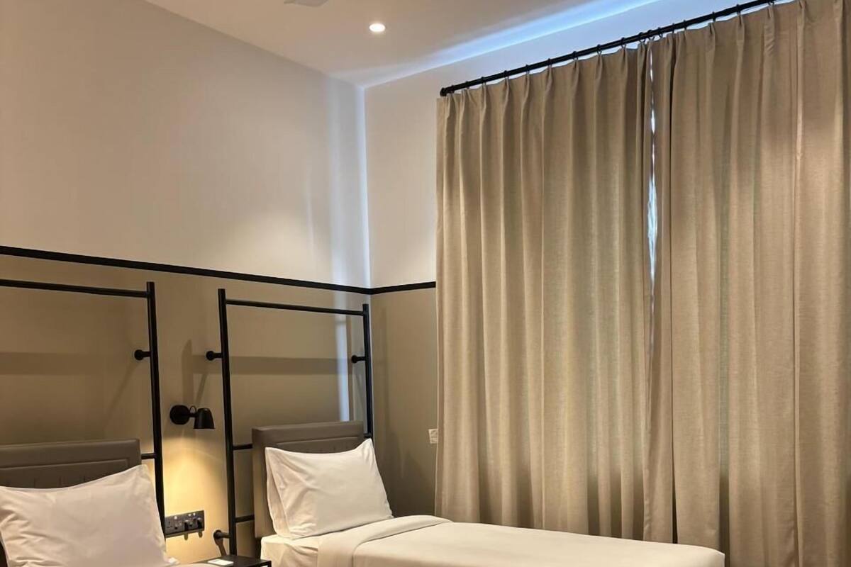 Superior Twin Room | In-room safe, blackout drapes, iron/ironing board, free WiFi