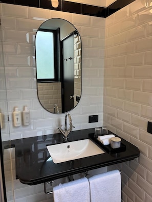 スーペリア ツインルーム | バスルーム