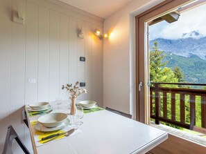 Dining - Apartment Silvia by Interhome (Bormio)