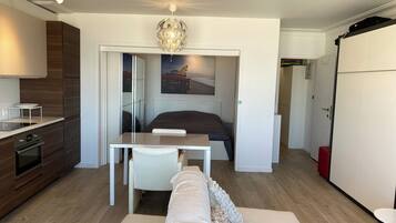 ์ํํธ | ๋ค์ด๋