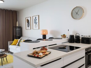 Fridge, microwave, oven, dishwasher