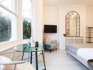 1 Schlafzimmer, Internetzugang