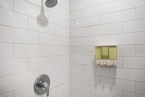 Shower, hair dryer, towels - CozySuites Stunning 1BR in Downtown Pitts 36 (Pittsburgh)