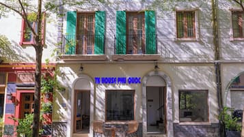 Fachada da propriedade