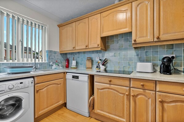 Fridge, microwave, oven, dishwasher