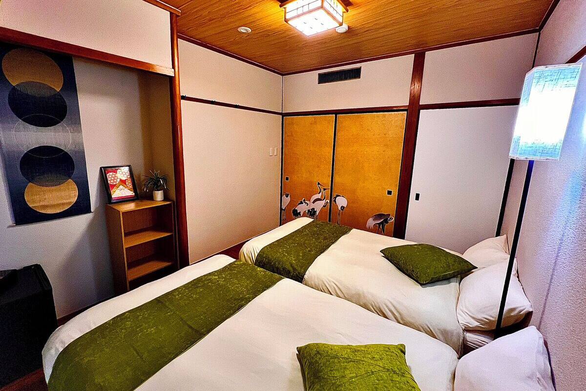 Japanese Style Economy Twin Room (without in-room bath and toilet), Non Smoking | Blackout drapes, iron/ironing board, WiFi (free)