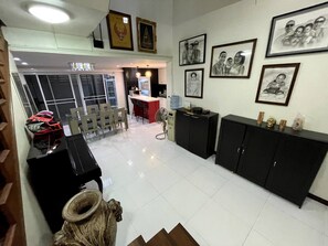 Shared Dormitory, 1 Bedroom, City View | Dining room