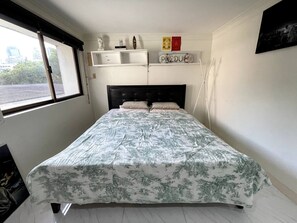 Shared Dormitory, 1 Bedroom, City View | 1 bedroom